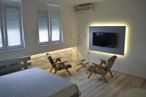 Lazarus Studio Apartment